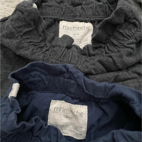 Mini Mioche Organic Cotton 3pc Bundle: 1 infinity cardigan, 2 shorts. Size 18-24 - Picture 2 of 3